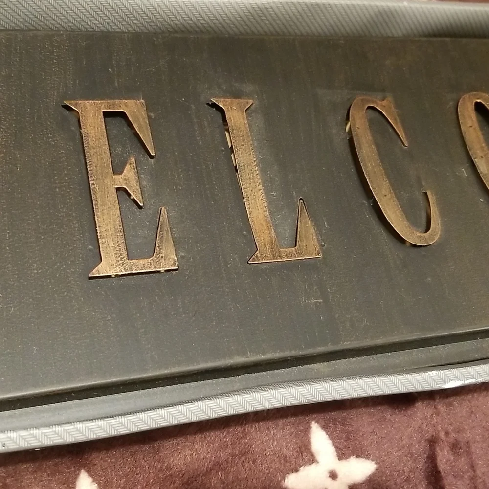 Rustic WELCOME Sign - Picture 3 of 3